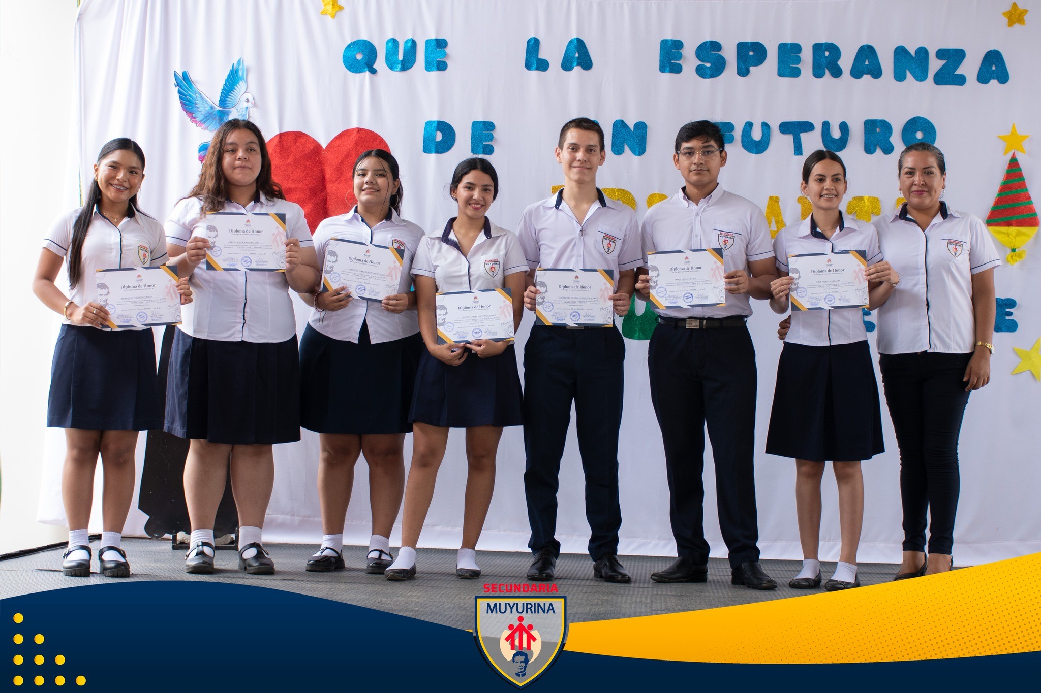 Clausura Escolar de la Gestión 2025 Nivel Secundaria