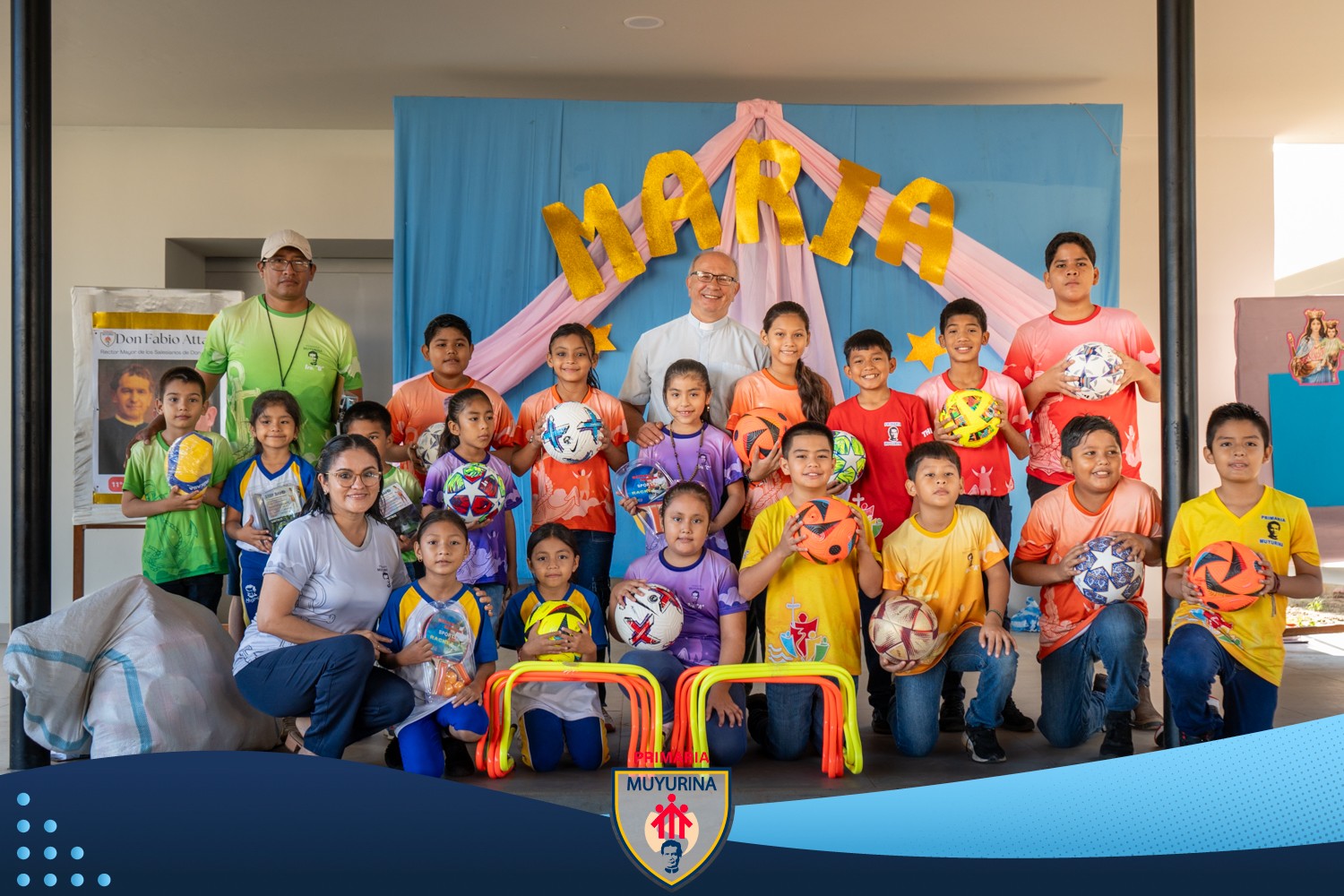 Entrega de  Material Deportivo Primaria
