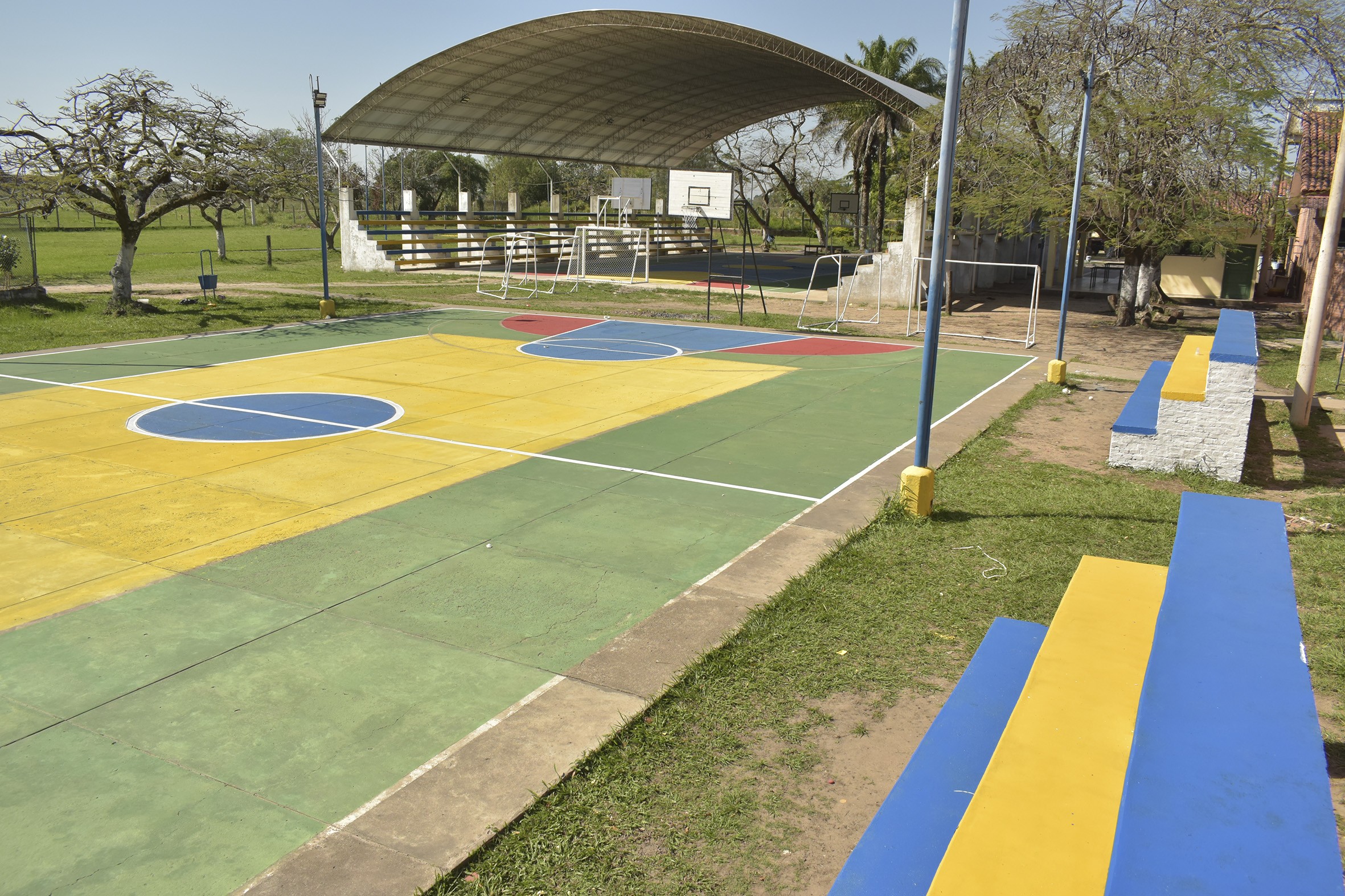 EL PATIO: COLOR DE LA SONRISA Y EL CAMINO A LA SANTIDAD