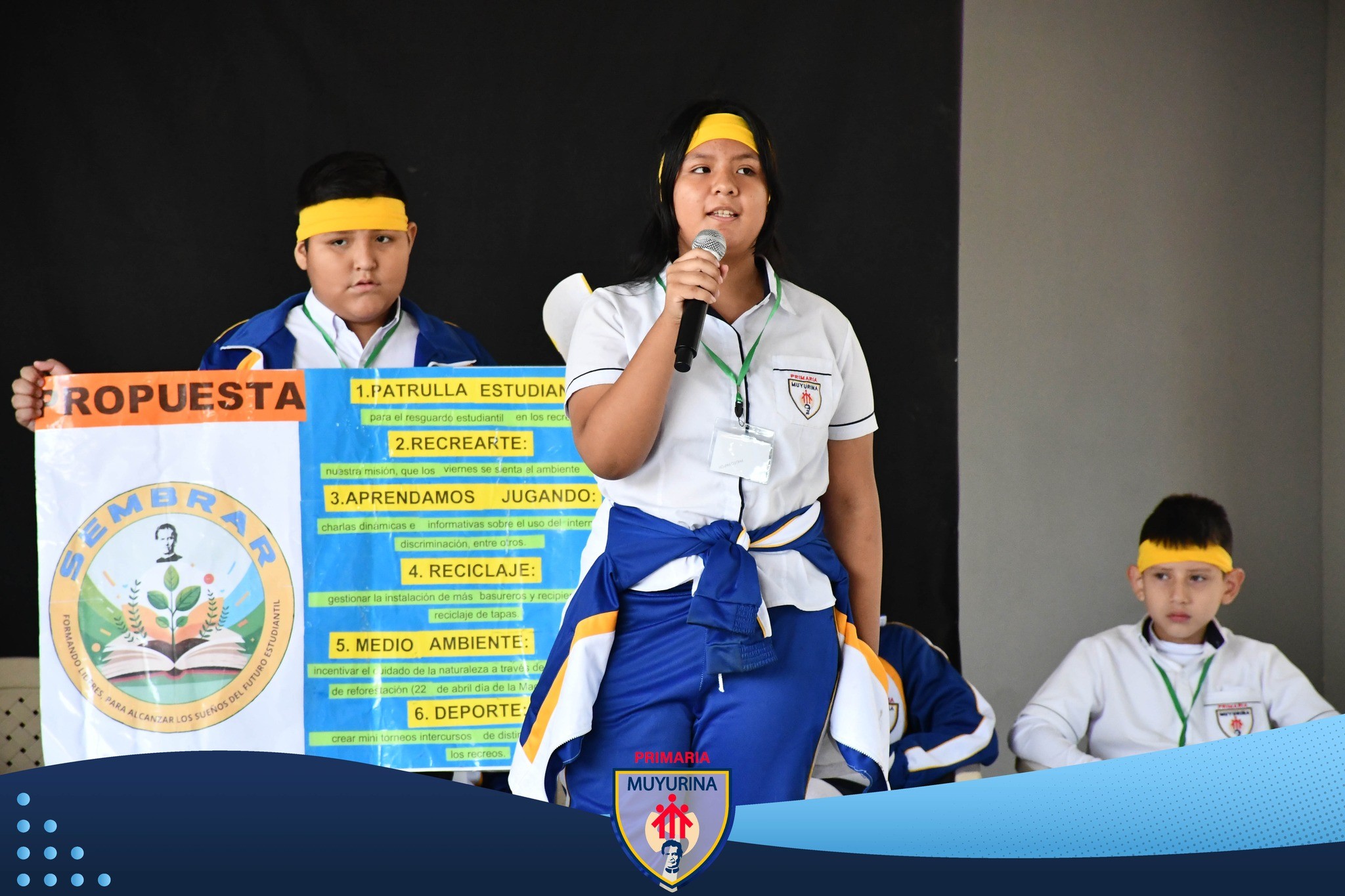 Debate Estudiantil en la Primaria Muyurina Particular